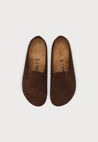 BIRKENSTOCK Pantofle 'Amsterdam' – hnědá