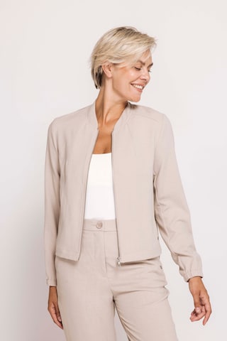 Zhrill Blazer in Beige: front