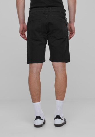 2Y Premium Regular Shorts in Schwarz