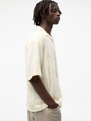 Pull&Bear Comfort fit Button Up Shirt in White