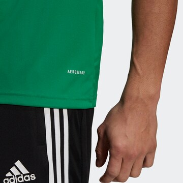 T-Shirt fonctionnel 'Squadra 21' ADIDAS SPORTSWEAR en vert