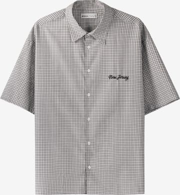 Bershka Comfort fit Button Up Shirt in Grey: front