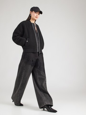 ALPHA INDUSTRIES Демисезонная куртка 'MA-1 VF' в Черный