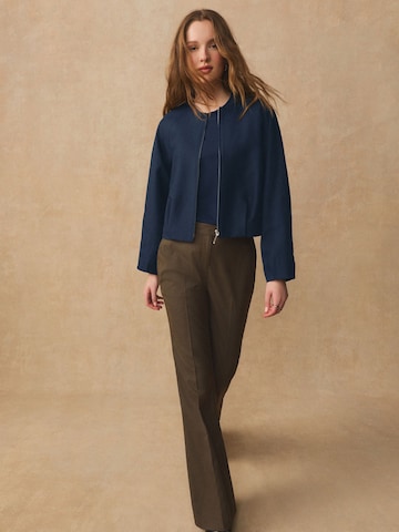 Next Tussenjas in Blauw