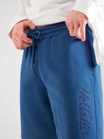 HOLLISTER Regular Trousers in Blue