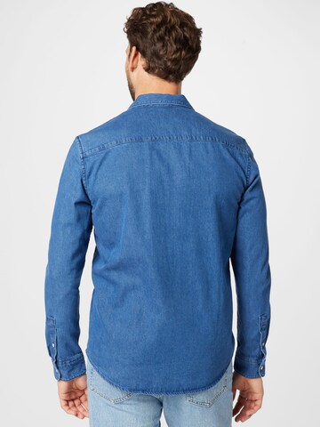 TOM TAILOR DENIM جينز مضبوط قميص بلون أزرق