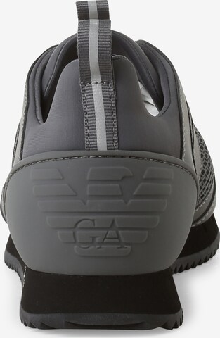 EA7 Emporio Armani Sneaker in Grau