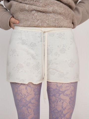 Résumé - regular Pantalón ' OdaRS ' en blanco: frente