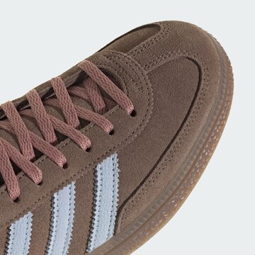 Sneaker bassa 'Handball Spezial' di ADIDAS ORIGINALS in marrone