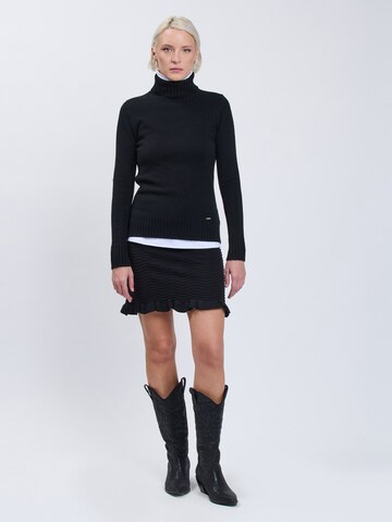 Influencer Pullover in Schwarz