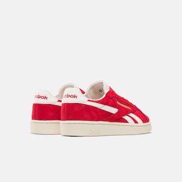 Reebok Sneakers in Red