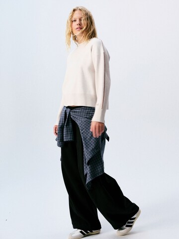 self. Sweater in Beige