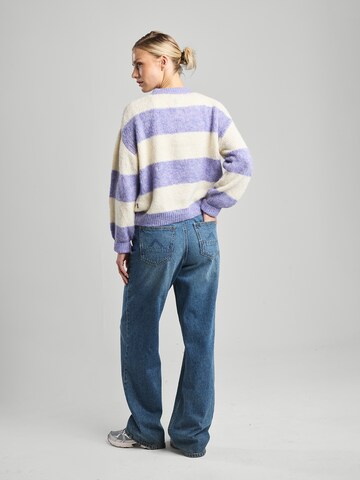 Pull-over America Today en violet