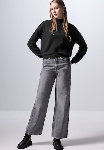 Street One Studio Sweater in Black