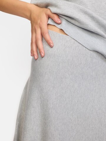 Soft Rebels - Falda ' SRHenrietta ' en gris: lado