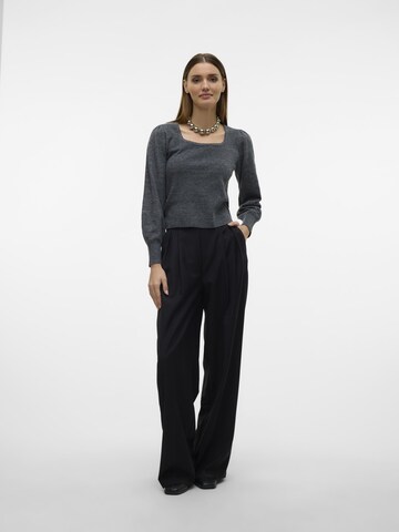 VERO MODA Pullover 'VMSuri' i grå