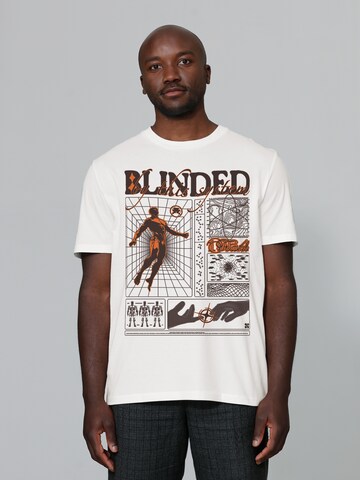 Watapparel T-Shirt 'Blinded' in Weiß: Vorderseite