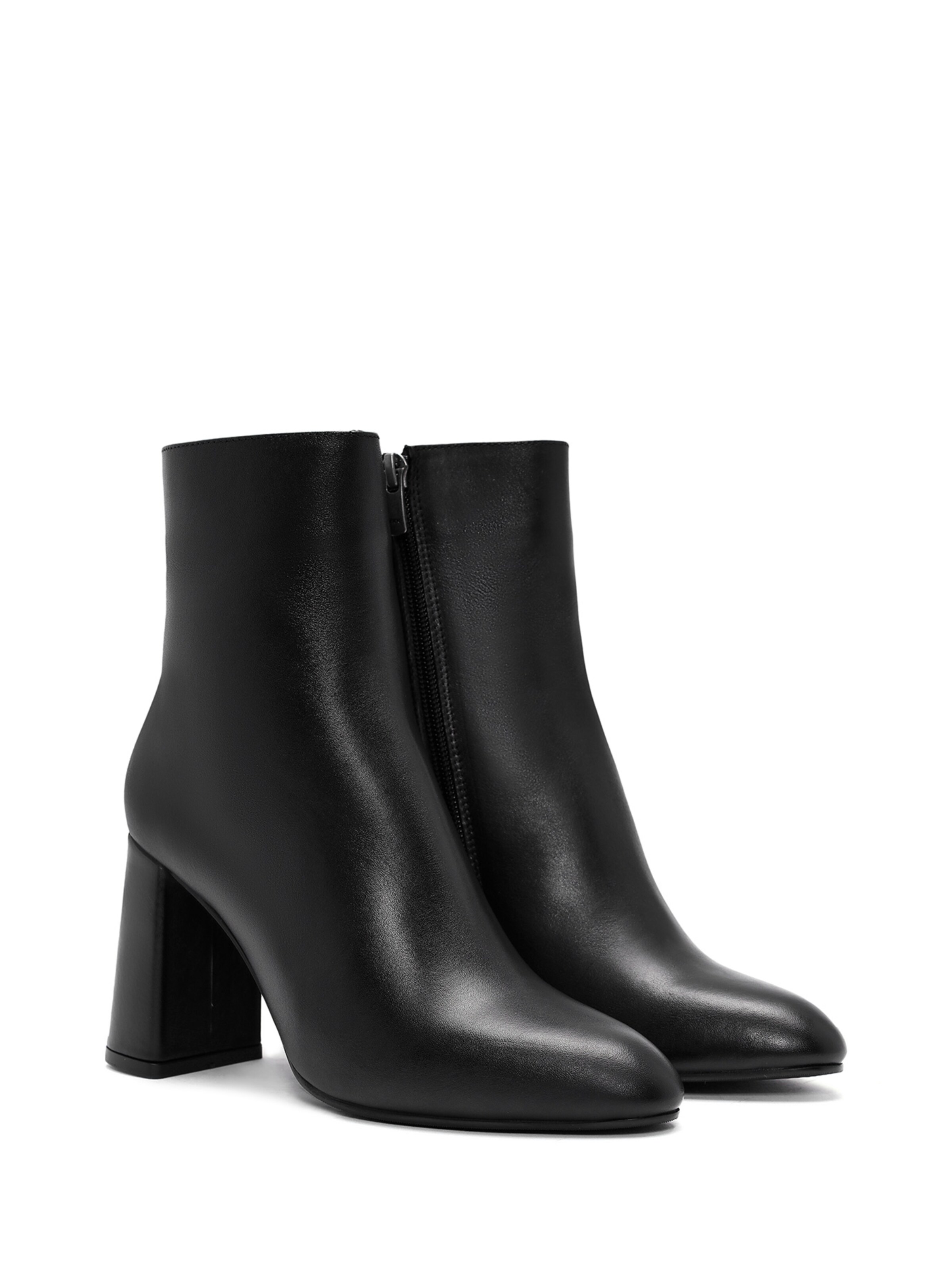 Derimod Booties in Black