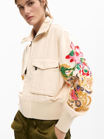 Desigual Prechodná bunda - Biela