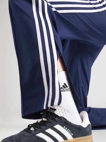 ADIDAS ORIGINALS Широка кройка Панталон 'FB Classic' в синьо