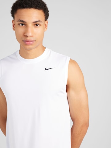 T-Shirt fonctionnel NIKE en blanc