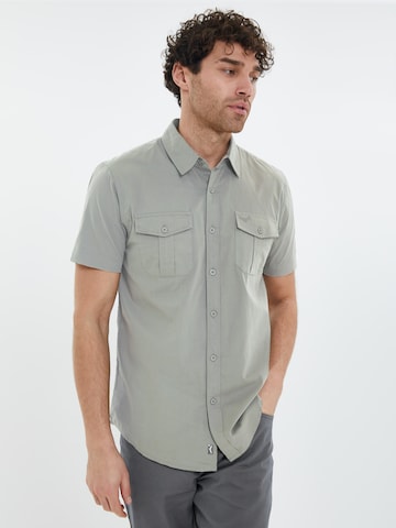 Coupe regular Chemise 'Furore' Threadbare en gris : devant