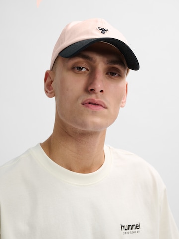 Casquette de sport Hummel en beige : devant