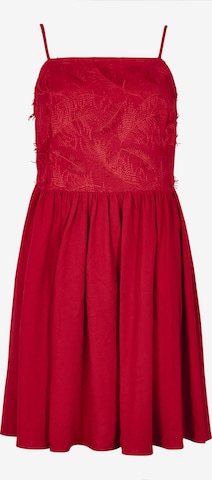 Robe Apricot en rouge : devant