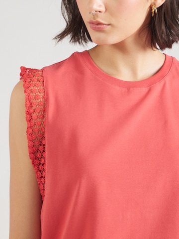 UNITED COLORS OF BENETTON Футболка в Красный