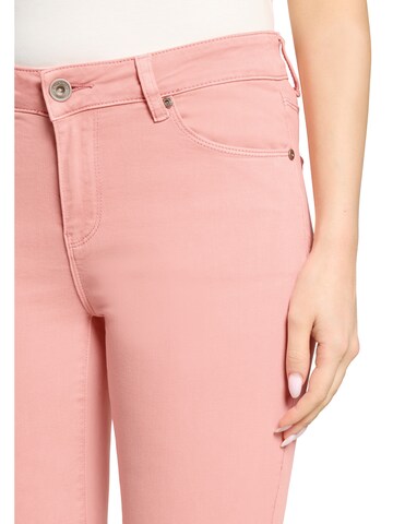 Coupe slim Jean Betty Barclay en rose