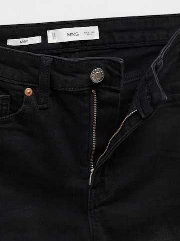 Skinny Jeans 'Abby' de la MANGO pe negru