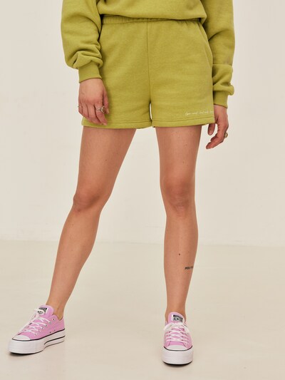 Pantaloni 'Marlo' ABOUT YOU x Sofia Tsakiridou pe verde, Vizualizare model