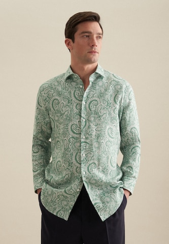 Coupe regular Chemise SEIDENSTICKER en vert : devant
