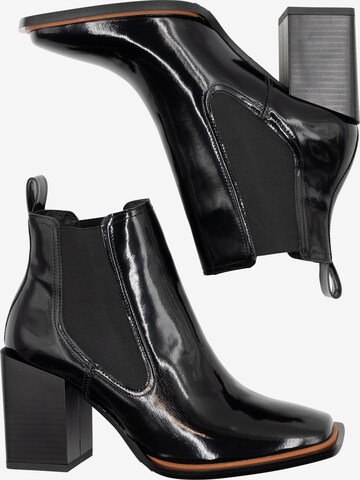 DreiMaster Klassik Chelsea Boots in Black