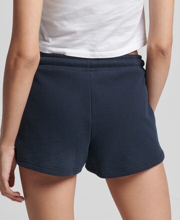 Superdry Regular Shorts in Blau