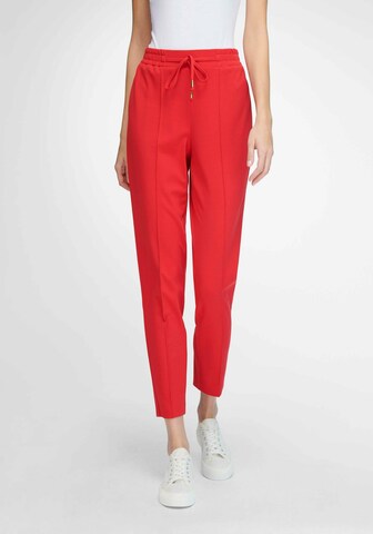 Peter Hahn Regular Pants in Red: front