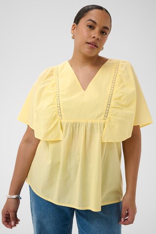 KAFFE CURVE - Blusa 'KCKarlia' em amarelo
