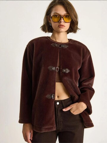 Bianco Lucci Tussenjas in Bruin