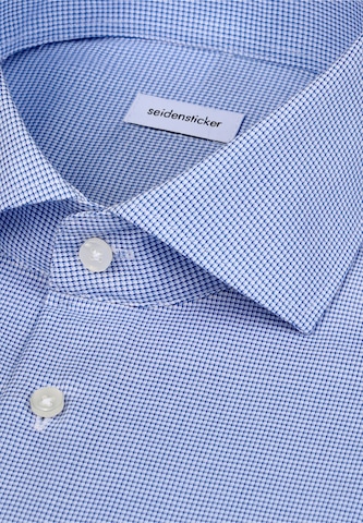 Coupe slim Chemise business 'Classic Essentials' SEIDENSTICKER en bleu