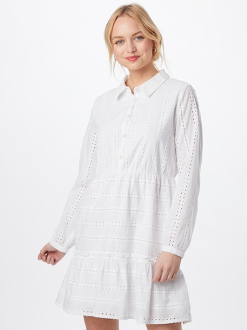 Robe-chemise 'Fina' ABOUT YOU en blanc : devant