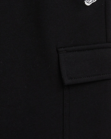 juoda WE Fashion Siaurėjantis Kelnės