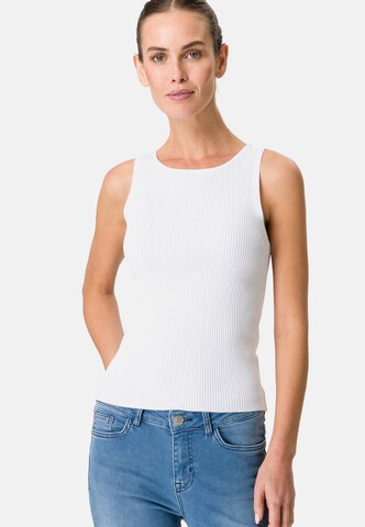 zero Knitted Top in White: front