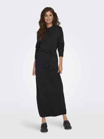 Robe 'LEVA' ONLY en noir