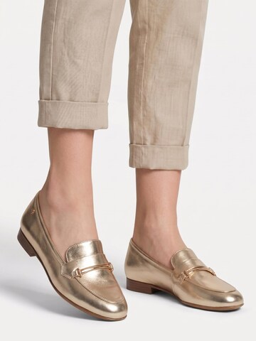 Maciejka Classic Flats 'K6809-25/00-1' in Gold: front