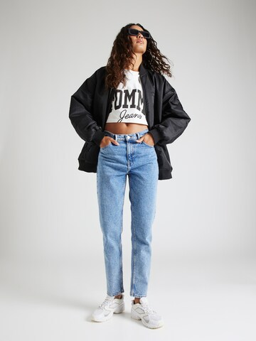 Tommy Jeans Regular Jeans 'IZZIE' in Blue