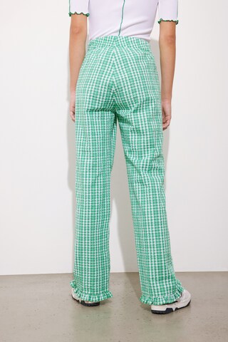 Regular Pantalon 'Susan' Envii en vert