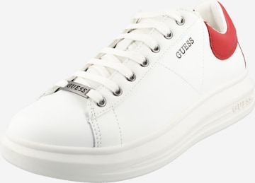 GUESS Sneakers low i hvit: forside