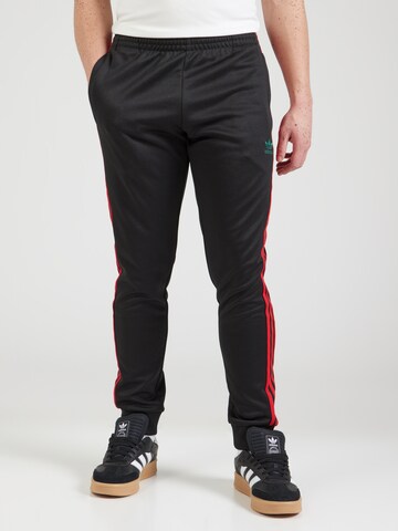 Tapered Pantaloni 'Adicolor Classics' di ADIDAS ORIGINALS in nero: frontale