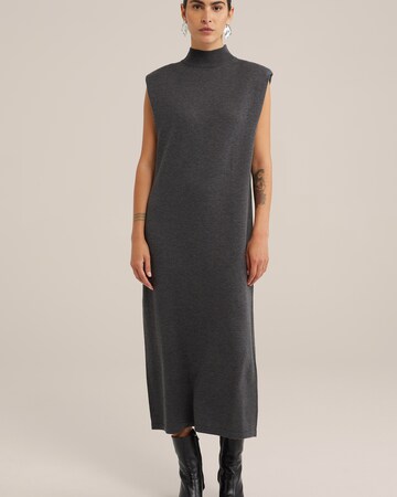 WE Studio Kleid 'STUDIO' in Grau: Vorderseite