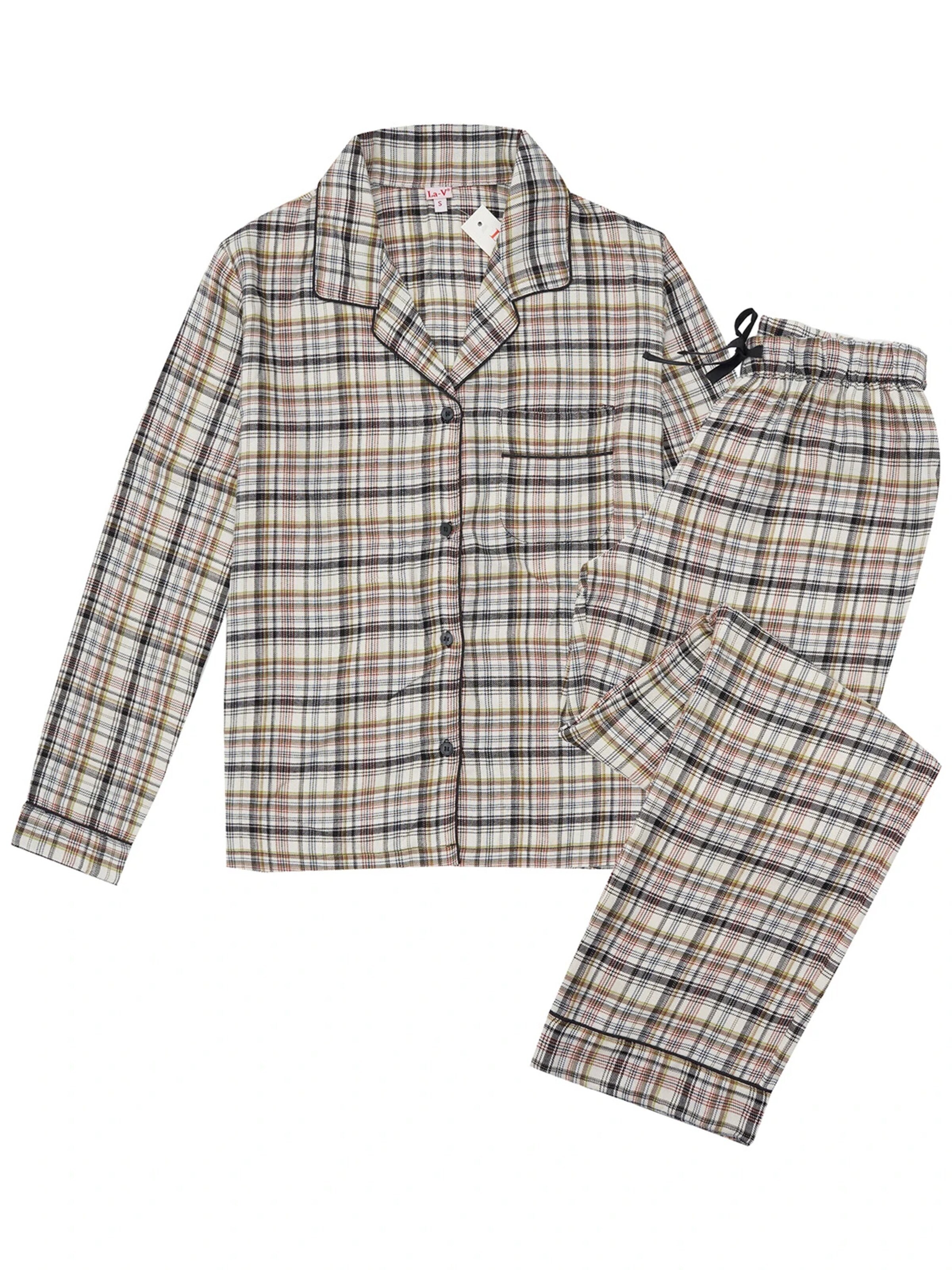 La V Pyjama in Beige